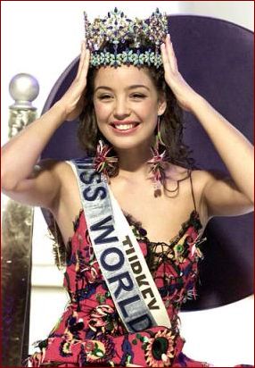 http://sattlers.org/mickey/site/archive/2002/12/images/2002-12-07-miss-world-1.jpg